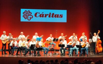 El grupo TrovatuNos llena de música el Centro Cultural Caja de Burgos