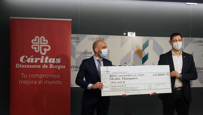 Caja Viva hace entrega de 2.000 € recaudados gracias a la iniciativa “Tu corazón suma”